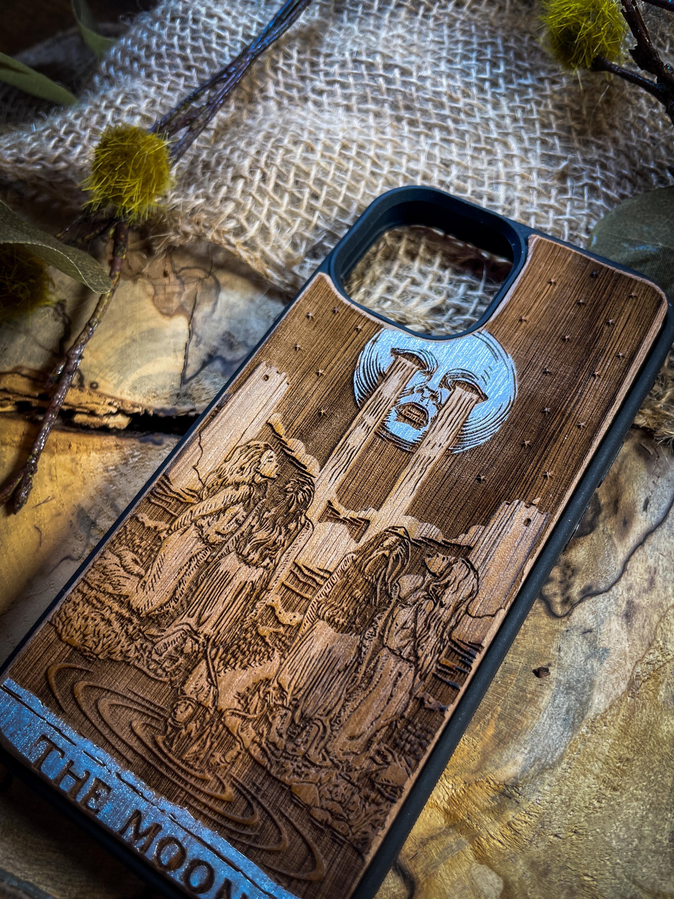 Looking for a tarot card phone case? Discover awesome designs that perfectly match your mystical vibe!