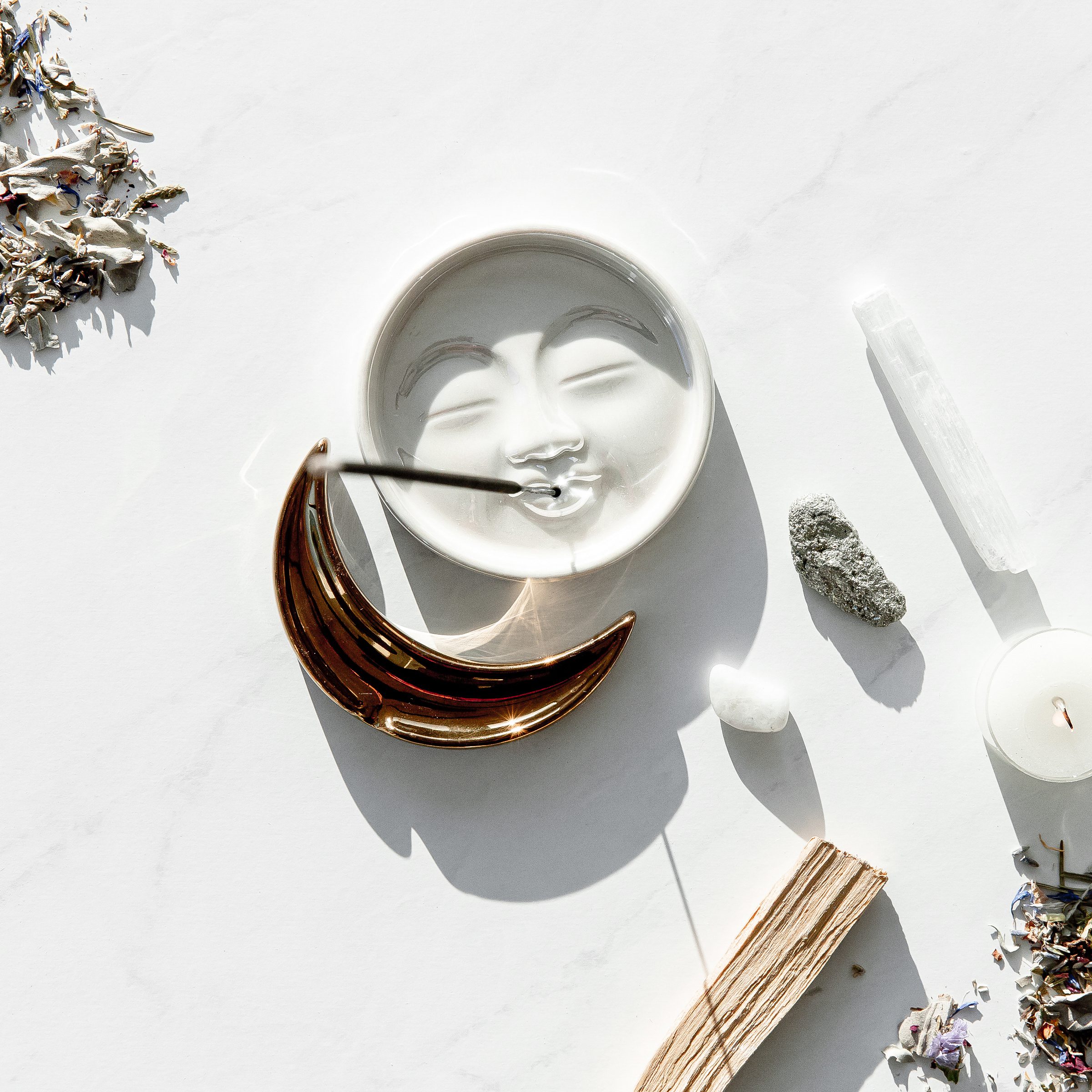 South Node in Pisces: Karmic Lessons, Spiritual Growth & Past Life Insights